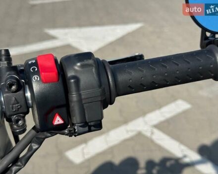 Триумф Thruxton, объемом двигателя 1.2 л и пробегом 4 тыс. км за 20000 $, фото 25 на Automoto.ua