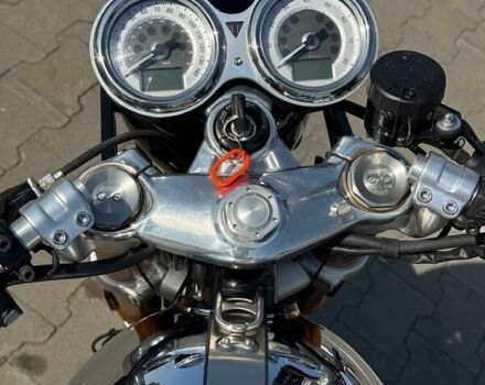 Триумф Thruxton, объемом двигателя 1.2 л и пробегом 4 тыс. км за 20000 $, фото 30 на Automoto.ua
