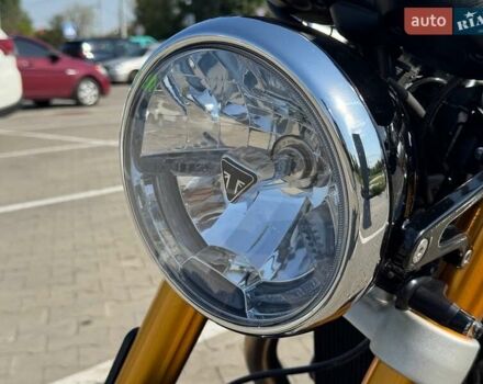 Триумф Thruxton, объемом двигателя 1.2 л и пробегом 4 тыс. км за 20000 $, фото 2 на Automoto.ua