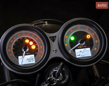 Зеленый Триумф Thruxton, объемом двигателя 0 л и пробегом 1 тыс. км за 12000 $, фото 13 на Automoto.ua