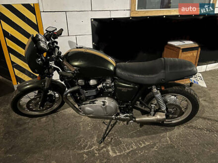 Триумф Thruxton 2014 в Харькове на Automoto.ua Зеленый Триумф Thruxton, объемом двигателя 0.8 л и пробегом 5 тыс. км за 10100 $, фото 1 на Automoto.ua