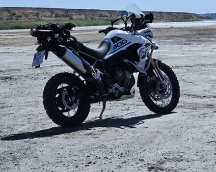 Чорний Тріумф Tiger 900, об'ємом двигуна 0.89 л та пробігом 8 тис. км за 13300 $, фото 5 на Automoto.ua