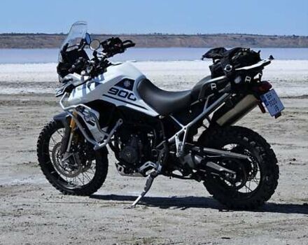 Чорний Тріумф Tiger 900, об'ємом двигуна 0.89 л та пробігом 8 тис. км за 13300 $, фото 3 на Automoto.ua