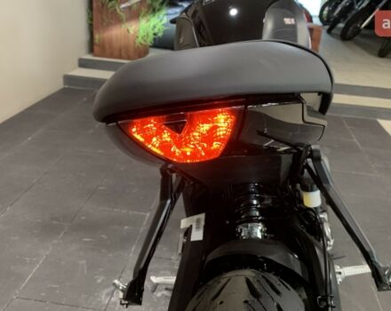 Тріумф Trident, об'ємом двигуна 0.66 л та пробігом 0 тис. км за 11490 $, фото 11 на Automoto.ua