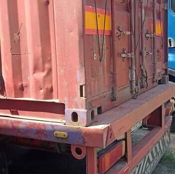 Красный Троуилет RT, объемом двигателя 14.86 л и пробегом 0 тыс. км за 6000 $, фото 2 на Automoto.ua