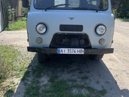 УАЗ 2206 пасс. 2003 у Житомирі на Automoto.ua Сірий УАЗ 2206 пасс., об'ємом двигуна 2.45 л та пробігом 90 тис. км за 2500 $, фото 1 на Automoto.ua
