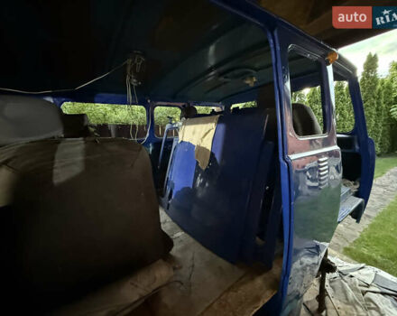 Синий УАЗ 2206 пасс., объемом двигателя 2.4 л и пробегом 60 тыс. км за 2200 $, фото 6 на Automoto.ua