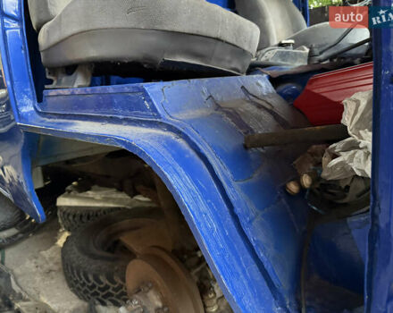 Синий УАЗ 2206 пасс., объемом двигателя 2.4 л и пробегом 60 тыс. км за 2200 $, фото 4 на Automoto.ua