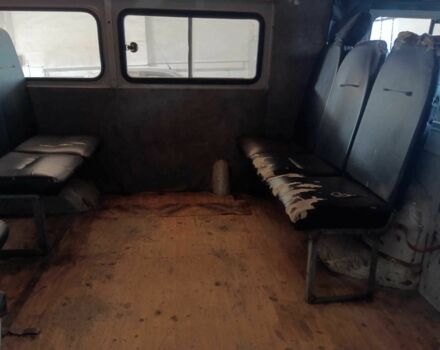 Серый УАЗ 2206, объемом двигателя 2.4 л и пробегом 294 тыс. км за 1112 $, фото 4 на Automoto.ua