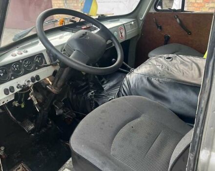 Серый УАЗ 2206, объемом двигателя 2.4 л и пробегом 30 тыс. км за 4200 $, фото 2 на Automoto.ua