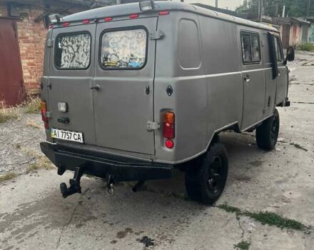 Серый УАЗ 2206, объемом двигателя 2.4 л и пробегом 30 тыс. км за 4200 $, фото 1 на Automoto.ua