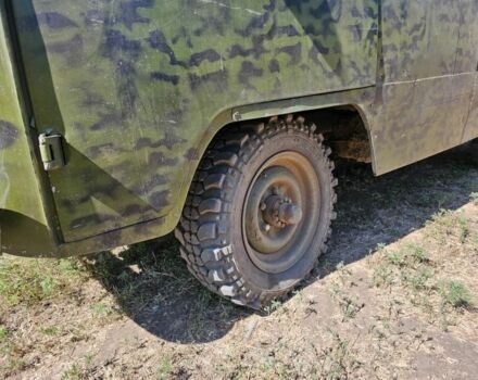 Зелений УАЗ 2360, об'ємом двигуна 2.4 л та пробігом 100 тис. км за 1573 $, фото 10 на Automoto.ua