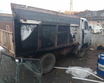 Серый УАЗ 3151, объемом двигателя 2.4 л и пробегом 250 тыс. км за 3000 $, фото 2 на Automoto.ua