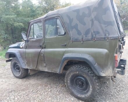 УАЗ 3151 1990 в Черновцах на Automoto.ua Зеленый УАЗ 3151, объемом двигателя 2.3 л и пробегом 20 тыс. км за 3200 $, фото 1 на Automoto.ua