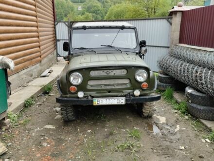 УАЗ 3151 1986 в Хусте на Automoto.ua Зеленый УАЗ 3151, объемом двигателя 2.4 л и пробегом 100 тыс. км за 3100 $, фото 1 на Automoto.ua