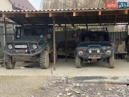 УАЗ 3151 1987 у Ужгороді на Automoto.ua Зелений УАЗ 3151, об'ємом двигуна 2.45 л та пробігом 100 тис. км за 4300 $, фото 1 на Automoto.ua