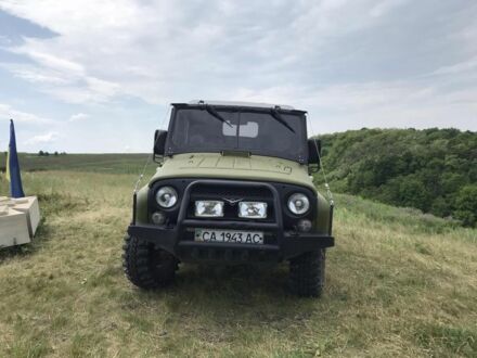 УАЗ 3151 1990 у Черкасах на Automoto.ua Зелений УАЗ 3151, об'ємом двигуна 2.45 л та пробігом 1 тис. км за 5300 $, фото 1 на Automoto.ua