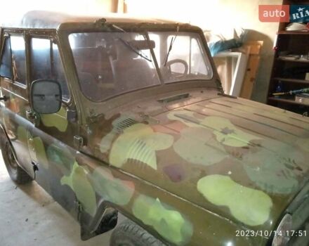 Желтый УАЗ 31512, объемом двигателя 2.4 л и пробегом 110 тыс. км за 2400 $, фото 1 на Automoto.ua