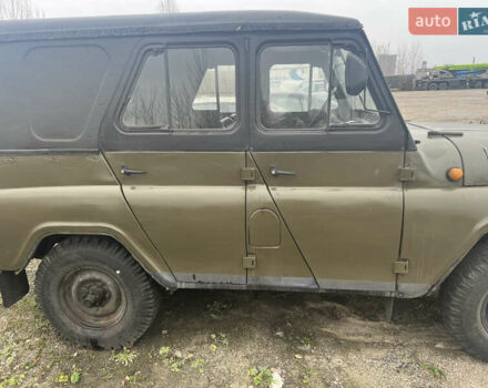 Зеленый УАЗ 31512, объемом двигателя 2.4 л и пробегом 150 тыс. км за 2200 $, фото 2 на Automoto.ua