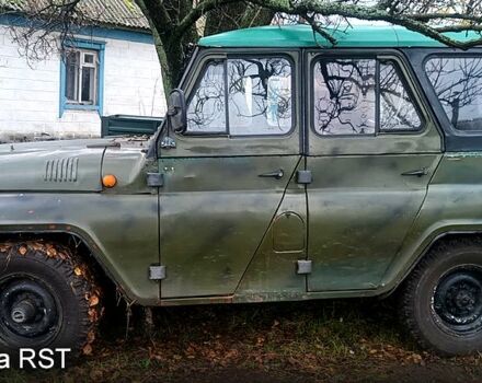 Зеленый УАЗ 31512, объемом двигателя 2.4 л и пробегом 212 тыс. км за 1070 $, фото 6 на Automoto.ua