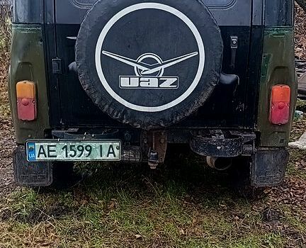 Зеленый УАЗ 31512, объемом двигателя 2.4 л и пробегом 212 тыс. км за 1070 $, фото 1 на Automoto.ua