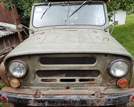 Зеленый УАЗ 31512, объемом двигателя 2.4 л и пробегом 100 тыс. км за 1000 $, фото 1 на Automoto.ua