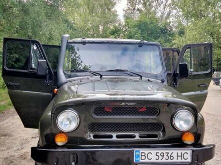 УАЗ 31512 1986 в Львове на Automoto.ua Зеленый УАЗ 31512, объемом двигателя 2.4 л и пробегом 3 тыс. км за 5300 $, фото 1 на Automoto.ua
