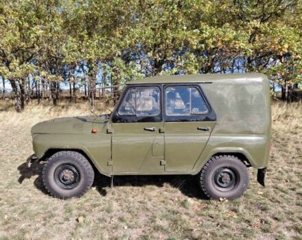 Зеленый УАЗ 31512, объемом двигателя 2.4 л и пробегом 20 тыс. км за 2500 $, фото 1 на Automoto.ua