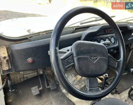 Серый УАЗ 31514, объемом двигателя 2.4 л и пробегом 60 тыс. км за 3000 $, фото 8 на Automoto.ua