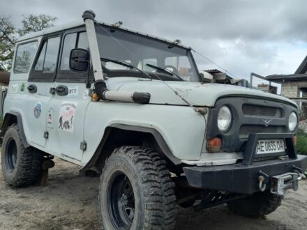 УАЗ 31514 1998 у Павлограде на Automoto.ua Сірий УАЗ 31514, об'ємом двигуна 2.4 л та пробігом 250 тис. км за 3500 $, фото 1 на Automoto.ua