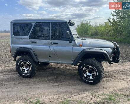 Серый УАЗ 31519, объемом двигателя 2.66 л и пробегом 88 тыс. км за 9000 $, фото 3 на Automoto.ua