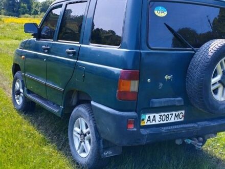 УАЗ 3160 2003 у Житомирі на Automoto.ua Сірий УАЗ 3160, об'ємом двигуна 2.7 л та пробігом 94 тис. км за 2100 $, фото 1 на Automoto.ua