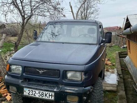 УАЗ 3160 Симбир 1999 у Косове на Automoto.ua Синій УАЗ 3160 Симбир, об'ємом двигуна 2.9 л та пробігом 100 тис. км за 3000 $, фото 1 на Automoto.ua