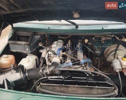 Зелений УАЗ 3160 Симбир, об'ємом двигуна 2.7 л та пробігом 120 тис. км за 2500 $, фото 1 на Automoto.ua