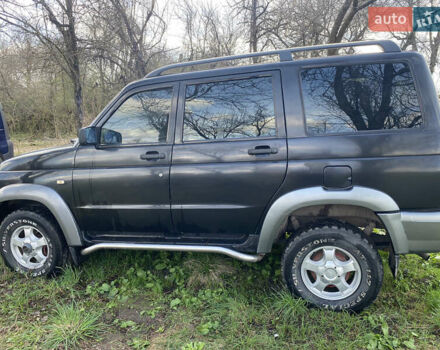 Черный УАЗ 3163, объемом двигателя 2.7 л и пробегом 192 тыс. км за 4000 $, фото 3 на Automoto.ua