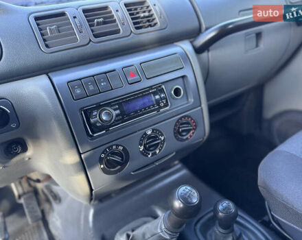 Сірий УАЗ 3163, об'ємом двигуна 2.7 л та пробігом 75 тис. км за 6299 $, фото 22 на Automoto.ua