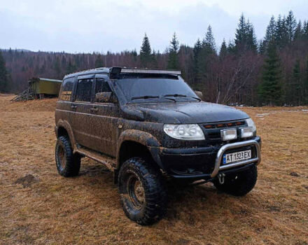 Черный УАЗ 3163 Patriot, объемом двигателя 2.69 л и пробегом 142 тыс. км за 5900 $, фото 2 на Automoto.ua