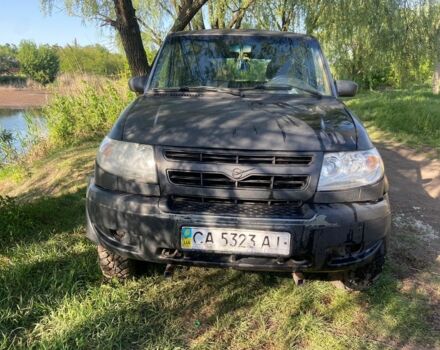 Чорний УАЗ 3163 Patriot, об'ємом двигуна 3 л та пробігом 200 тис. км за 1863 $, фото 1 на Automoto.ua