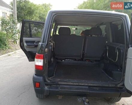 Черный УАЗ 3163 Patriot, объемом двигателя 2.7 л и пробегом 297 тыс. км за 6600 $, фото 4 на Automoto.ua
