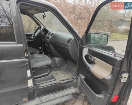 Черный УАЗ 3163 Patriot, объемом двигателя 2.24 л и пробегом 157 тыс. км за 6300 $, фото 7 на Automoto.ua