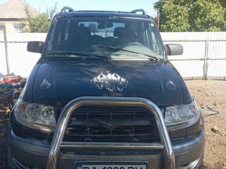 Чорний УАЗ 3163 Patriot, об'ємом двигуна 2.7 л та пробігом 180 тис. км за 2427 $, фото 1 на Automoto.ua