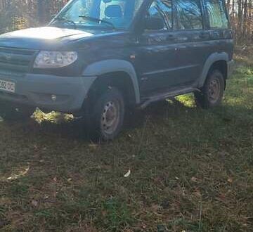 УАЗ 3163 Patriot 2008 у Радомышле на Automoto.ua Чорний УАЗ 3163 Patriot, об'ємом двигуна 2.69 л та пробігом 225 тис. км за 4500 $, фото 1 на Automoto.ua