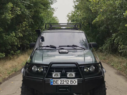Сірий УАЗ 3163 Patriot, об'ємом двигуна 2.7 л та пробігом 99 тис. км за 9999 $, фото 1 на Automoto.ua