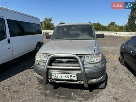 УАЗ 3163 Patriot 2006 у Покровськ (Красноармійськ) на Automoto.ua Сірий УАЗ 3163 Patriot, об'ємом двигуна 2.69 л та пробігом 755 тис. км за 3464 $, фото 1 на Automoto.ua