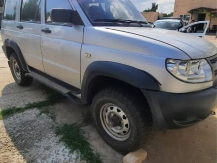 Сірий УАЗ 3163 Patriot, об'ємом двигуна 2.7 л та пробігом 3 тис. км за 3500 $, фото 1 на Automoto.ua
