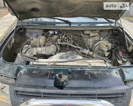 Зелений УАЗ 3163 Patriot, об'ємом двигуна 2.69 л та пробігом 1 тис. км за 3299 $, фото 5 на Automoto.ua