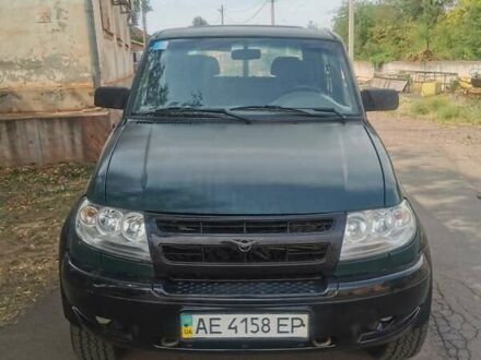 УАЗ 3163 Patriot 2008 в Кривом Роге на Automoto.ua Зеленый УАЗ 3163 Patriot, объемом двигателя 2.69 л и пробегом 267 тыс. км за 5100 $, фото 1 на Automoto.ua