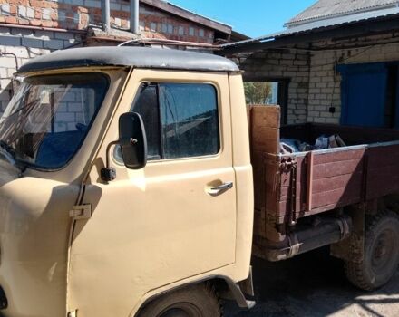 Жовтий УАЗ 3303, об'ємом двигуна 2.4 л та пробігом 41 тис. км за 2000 $, фото 1 на Automoto.ua