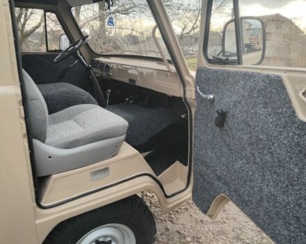 Желтый УАЗ 3303, объемом двигателя 2.5 л и пробегом 28 тыс. км за 4000 $, фото 2 на Automoto.ua