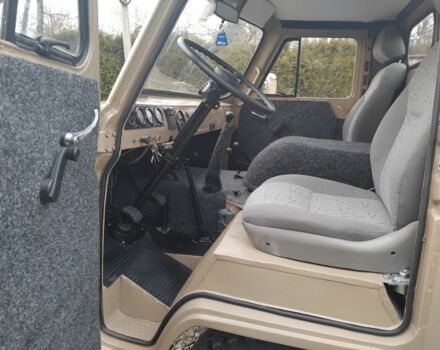 Желтый УАЗ 3303, объемом двигателя 2.5 л и пробегом 28 тыс. км за 4000 $, фото 3 на Automoto.ua